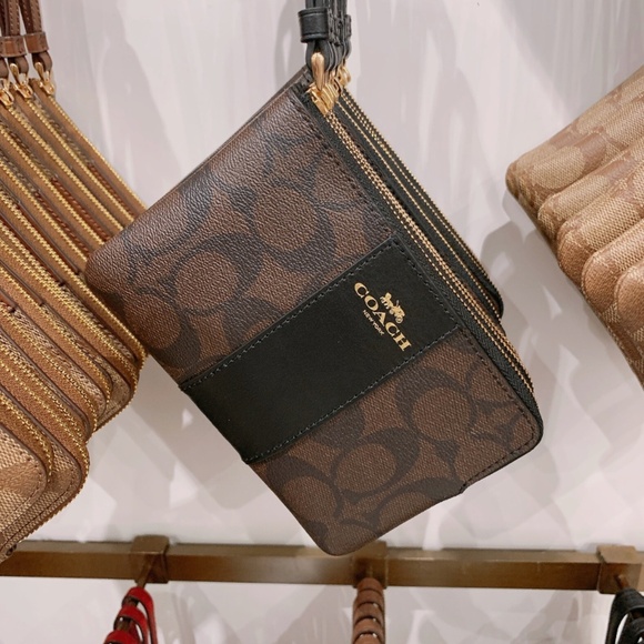 NEW Coach Small Corner Zip Wristlet Signature Canvas With Stripe Brown / Black - Picture 7 of 8